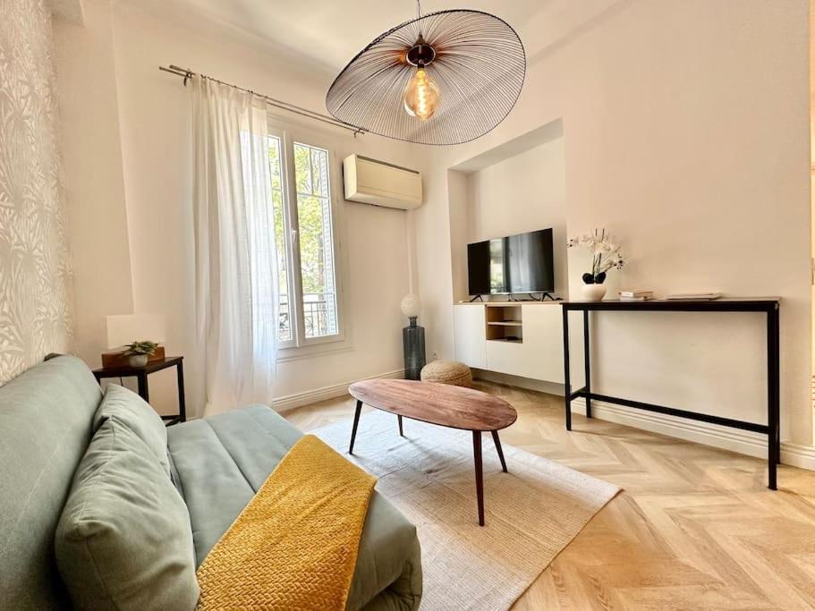 Magnifique Appartement Moderne - Clim & Wifi Nizza Esterno foto